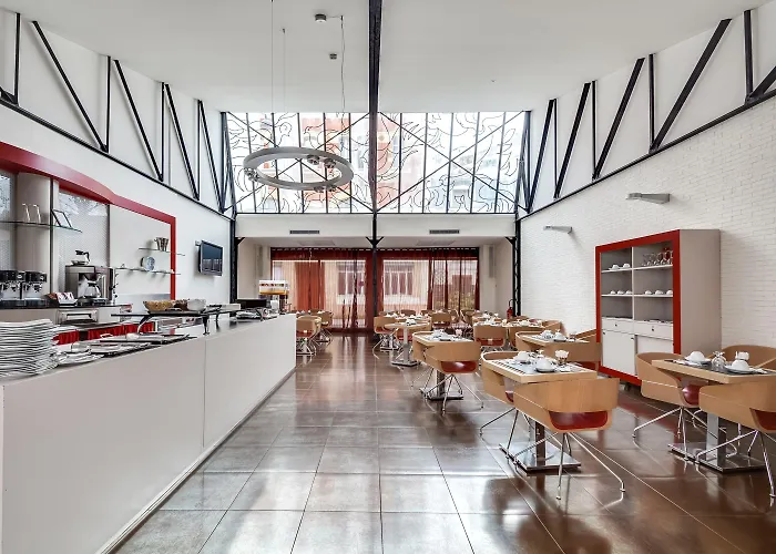 Pavillon NationHotel Pas Cher Paris